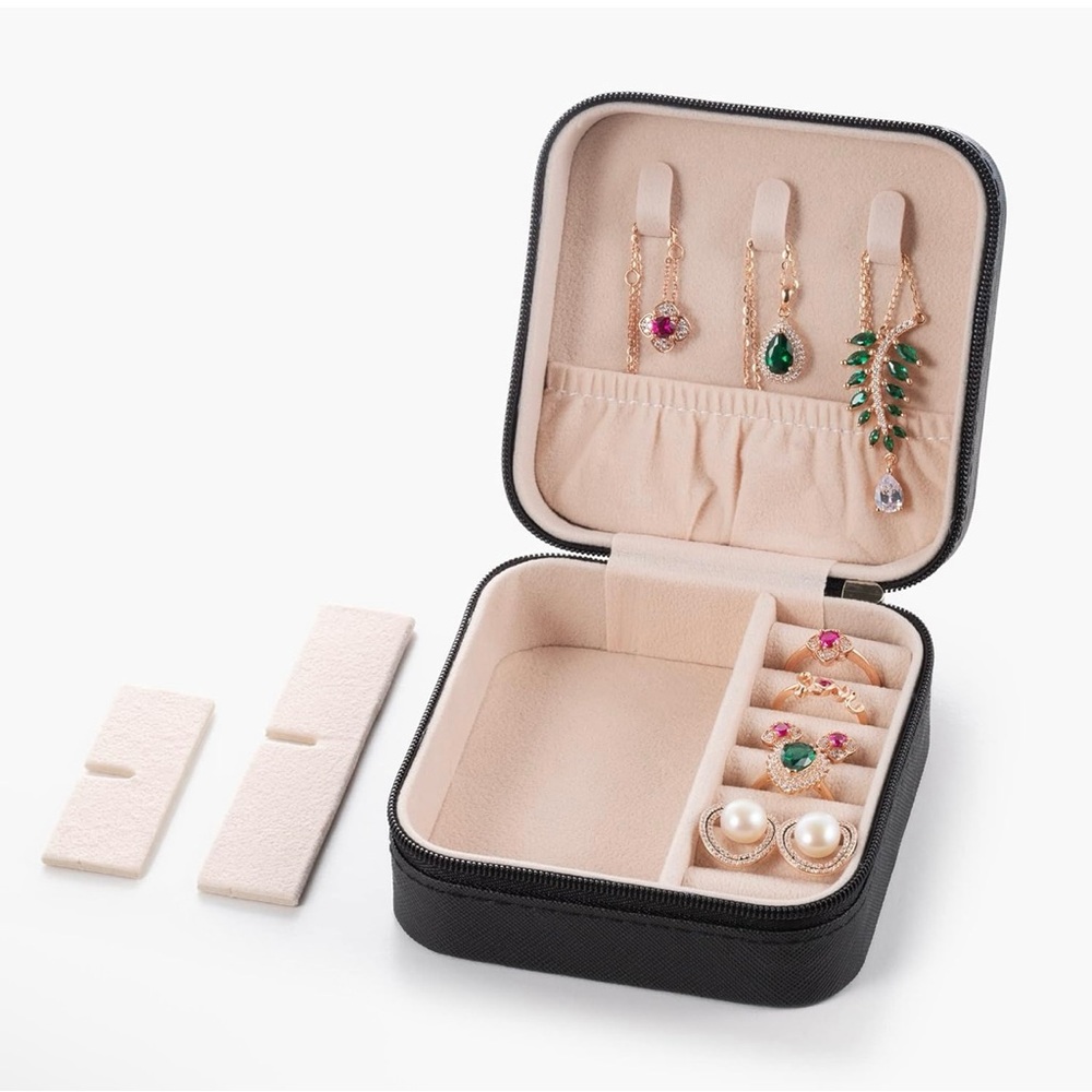Compact Jewelry Organizer Box NWT - Picture 4 of 6